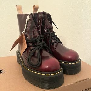 Dr. Martens Vegan Jadon II 8-Eye Boot
